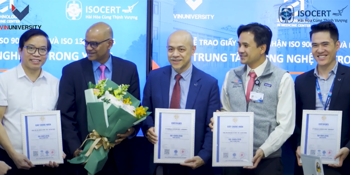 Trung tâm Công nghệ 3D trong Y học – Trường Đại học VinUni chính thức là một trong những Lab 3D đầu tiên tại Việt Nam đạt được Chứng nhận ISO 9001:2015 và Chứng nhận ISO 13485:2016  