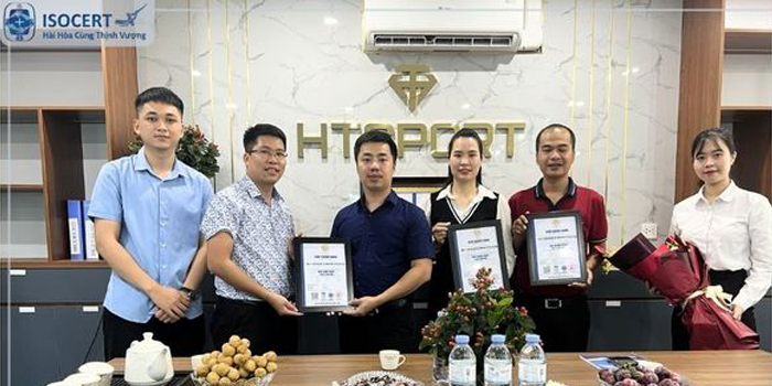 Công ty TNHH Sản xuất và Thương mại HTGOLD Việt Nam đồng thời đạt 03 chứng nhận: ISO 9001, ISO 14001, ISO 45001 